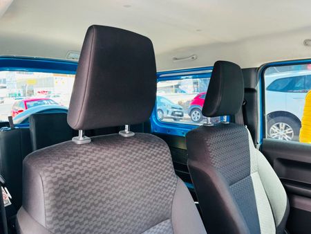 2023-Suzuki-Jimny-15-GLX-Auto_13