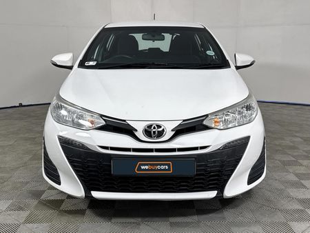2019-Toyota-Yaris-15-XS-Auto-5-dr_13