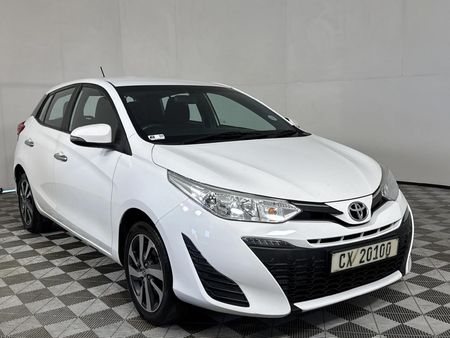 2019-Toyota-Yaris-15-XS-Auto-5-dr_14