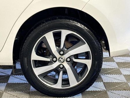 2019-Toyota-Yaris-15-XS-Auto-5-dr_6