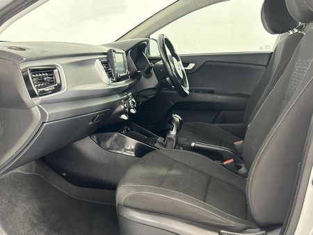 2020-Kia-Rio-14-EX-5-dr_9