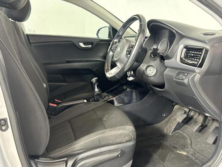 2020-Kia-Rio-14-EX-5-dr_10