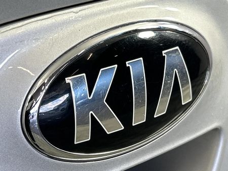 2020-Kia-Rio-14-EX-5-dr_12