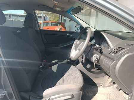 2019-Hyundai-Accent-16-GL-Motion_10