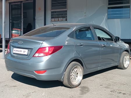 2019-Hyundai-Accent-16-GL-Motion_4