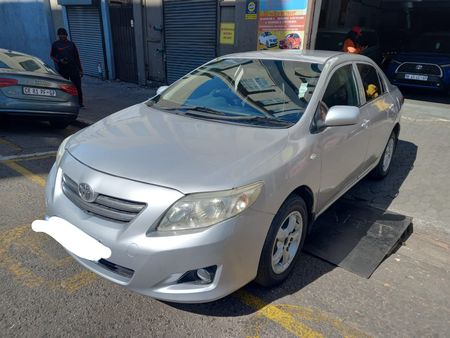 2009-Toyota-Corolla-13-Professional_2