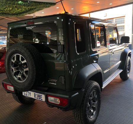 2025-Suzuki-Jimny-15-GLX-Auto_4