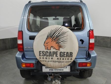 2014-Suzuki-Jimny-13_12