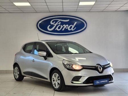 2019-Renault-Clio-IV-900T-Authentique-5-dr-66kW_0