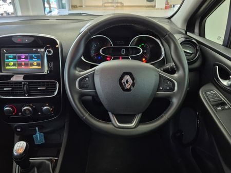 2019-Renault-Clio-IV-900T-Authentique-5-dr-66kW_10