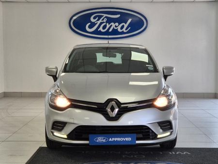 2019-Renault-Clio-IV-900T-Authentique-5-dr-66kW_3