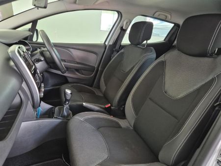 2019-Renault-Clio-IV-900T-Authentique-5-dr-66kW_5