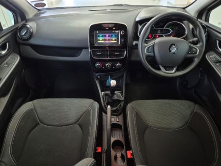 2019-Renault-Clio-IV-900T-Authentique-5-dr-66kW_6