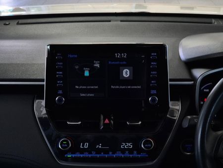 2024-Toyota-Corolla-Cross-18-XR-Hybrid_9