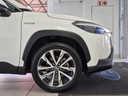 2024-Toyota-Corolla-Cross-18-XR-Hybrid_17