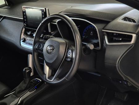 2024-Toyota-Corolla-Cross-18-XR-Hybrid_7