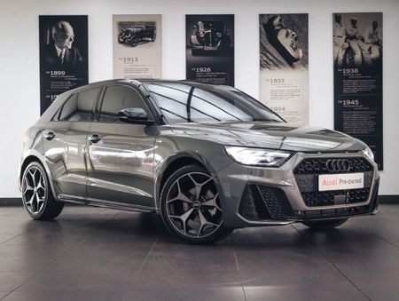 2026-Audi-A1-Sportback-30-TFSI-Black-Edition-S-Tronic_0
