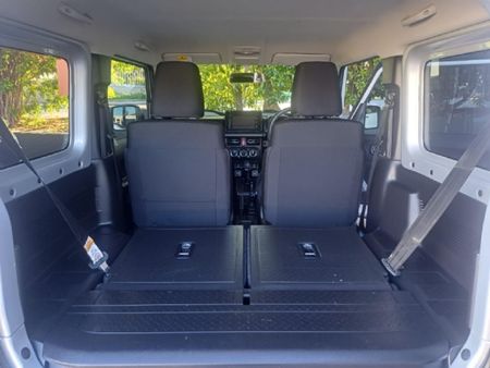 2023-Suzuki-Jimny-15-GLX-Auto_11
