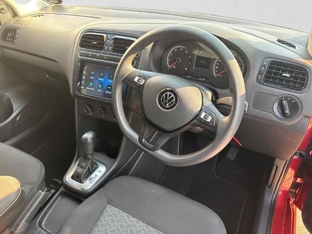 2025-Volkswagen-Polo-Vivo-16-Life_12