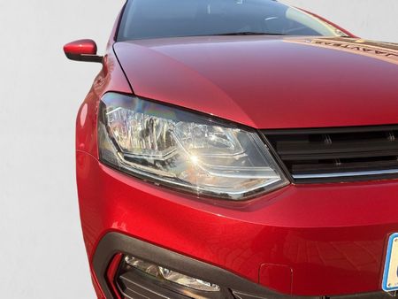 2025-Volkswagen-Polo-Vivo-16-Life_8