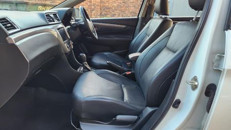 2024-Suzuki-Ciaz-15-GLX-Auto_20