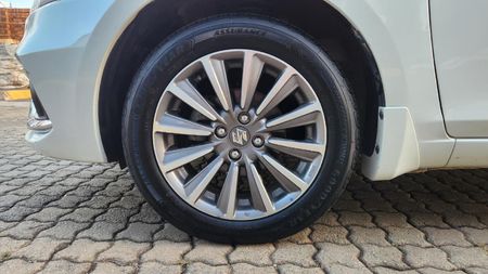 2024-Suzuki-Ciaz-15-GLX-Auto_6