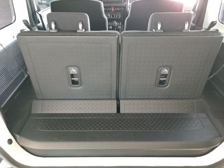 2021-Suzuki-Jimny-15-GLX-Auto_10