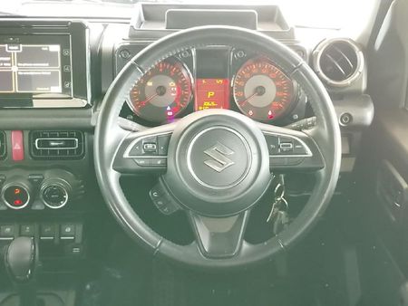 2021-Suzuki-Jimny-15-GLX-Auto_17