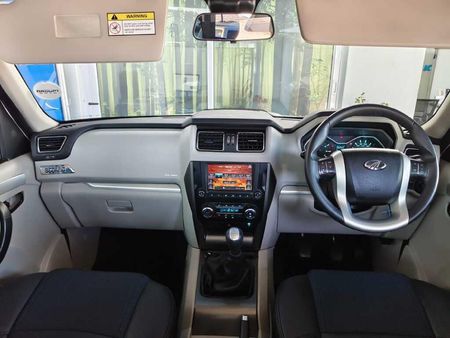 2022-Mahindra-Scorpio-22-TD-4x4-Adventure-103kW_8