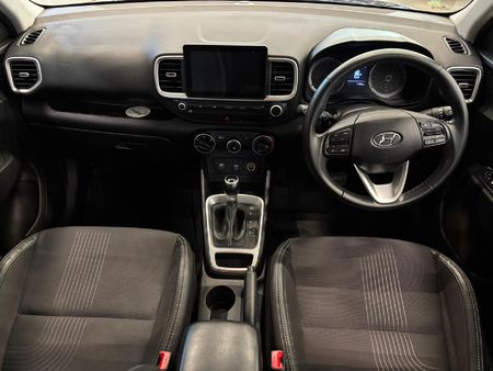 2021-Hyundai-Venue-10-TGDI-Fluid-Auto_9