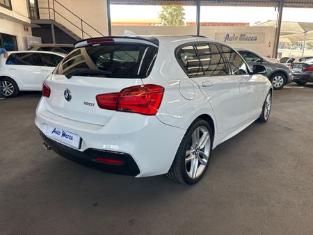 2017-BMW-1-Series-120i-5-dr-M-Sport-Auto_6
