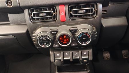 2024-Suzuki-Jimny-15-GLX-AllGrip-5-Door_16