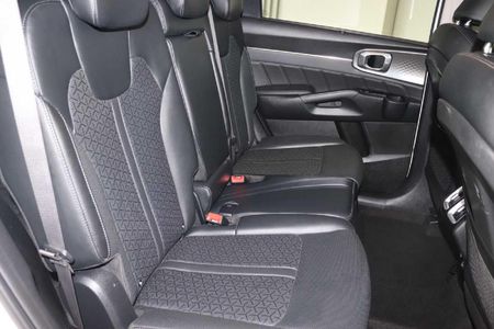 2025-Kia-Sorento-22D-EX-AWD-Auto_15