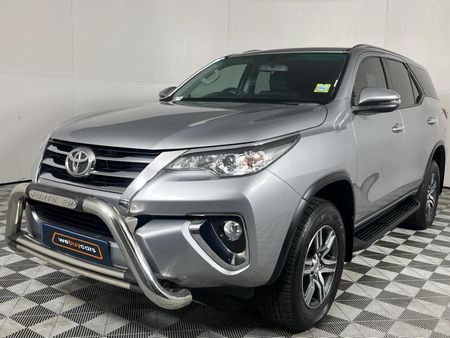 2019-Toyota-Fortuner-24-GD-6-Raised-Body-Auto_0