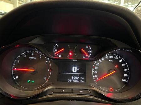 2018-Opel-Crossland-X-12T-Enjoy_10