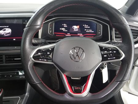 2022-Volkswagen-Polo-20-GTI-Auto-147kW_9