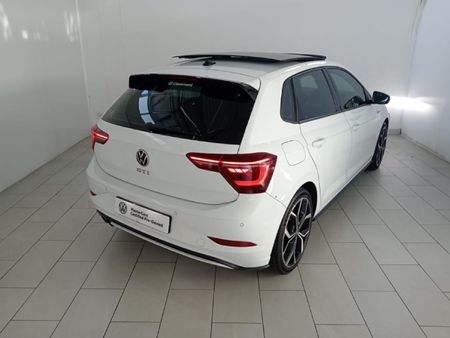 2022-Volkswagen-Polo-20-GTI-Auto-147kW_5