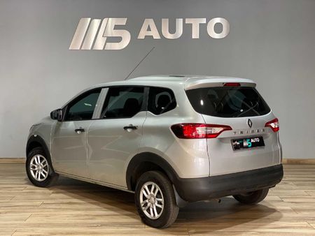 2025-Renault-Triber-10-Expression_8