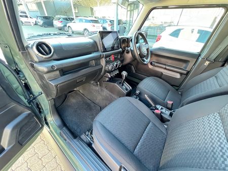 2025-Suzuki-Jimny-15-GLX-AllGrip-5-Door-Auto_11