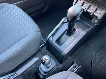 2025-Suzuki-Jimny-15-GLX-AllGrip-5-Door-Auto_14