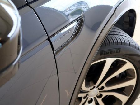 2024-Land-Rover-Discovery-Sport-20D-HSE-R-Dynamic-D200_12