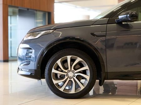 2024-Land-Rover-Discovery-Sport-20D-HSE-R-Dynamic-D200_6