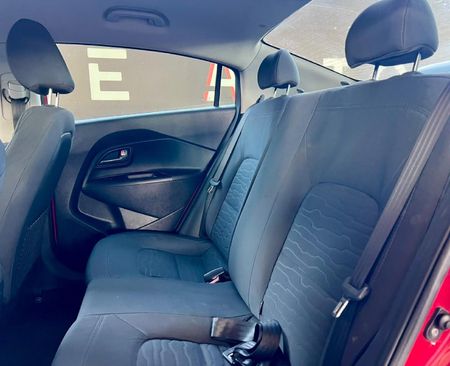 2021-Kia-Rio-14-EX-5-dr_18