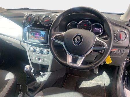 2019-Renault-Sandero-900T-Stepway-Plus-Techroad_7