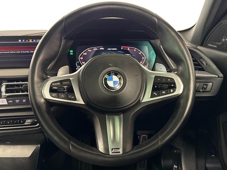2022-BMW-1-Series-M135i-xDrive_11
