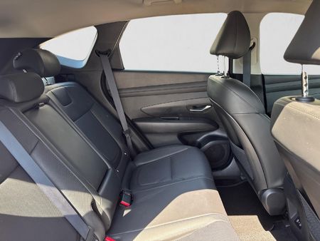 2025-Hyundai-Tucson-20-Premium-Auto_15