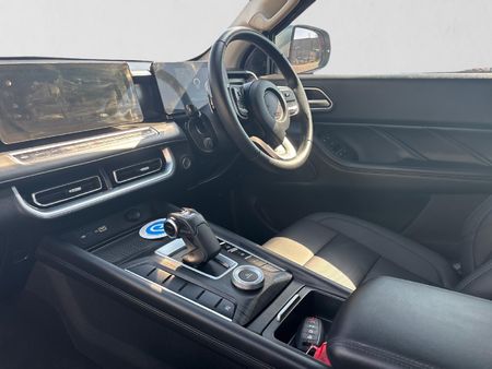 2025-GWM-P-Series-P300-24TD-LT-Double-Cab-Auto_17