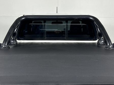 2021-Toyota-Hilux-28-GD-6-Raised-Body-Legend-4x4-Auto-Extended-Cab_15