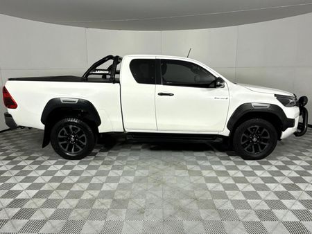 2021-Toyota-Hilux-28-GD-6-Raised-Body-Legend-4x4-Auto-Extended-Cab_18