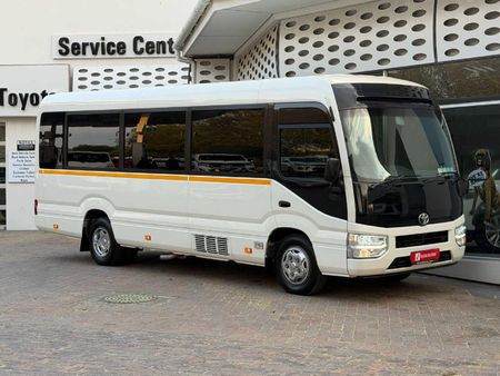 2025-Toyota-Coaster-28D-GL-Auto-23-Seater_0